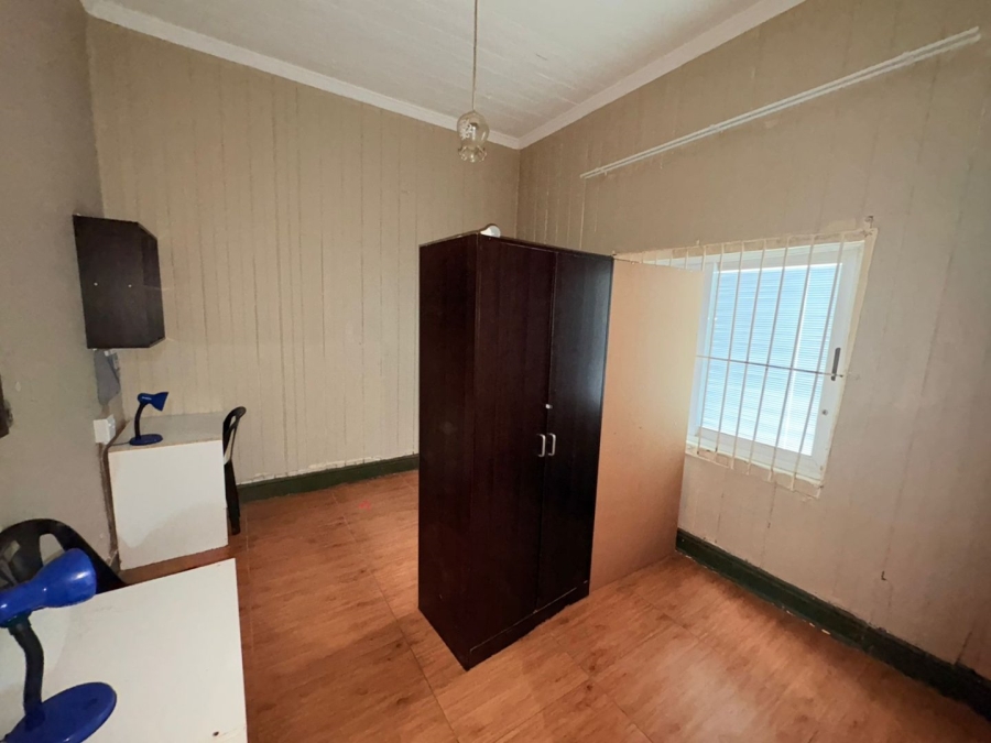 10 Bedroom Property for Sale in Quigney Eastern Cape